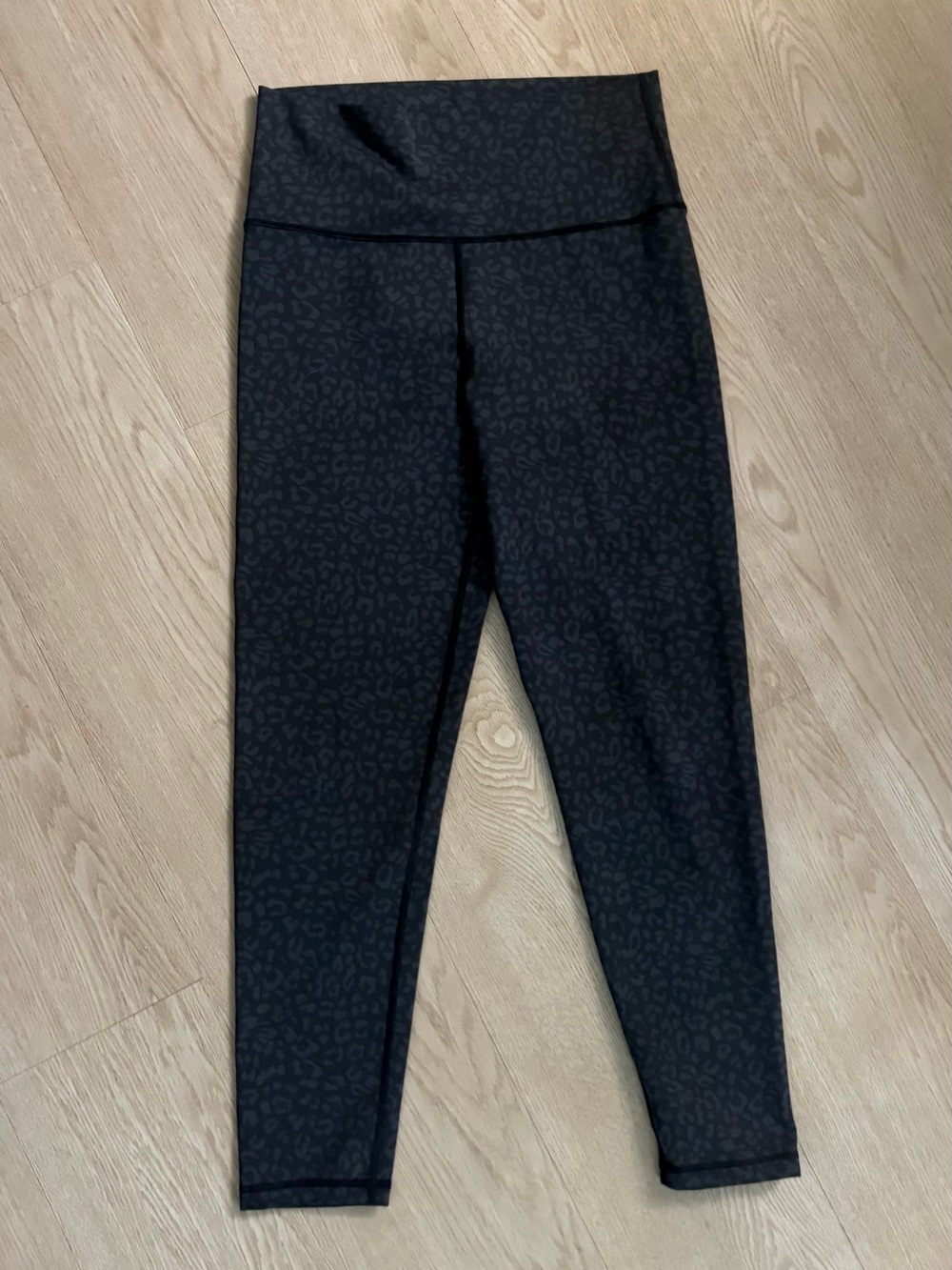 aerie Black Leopard-Print Leggings